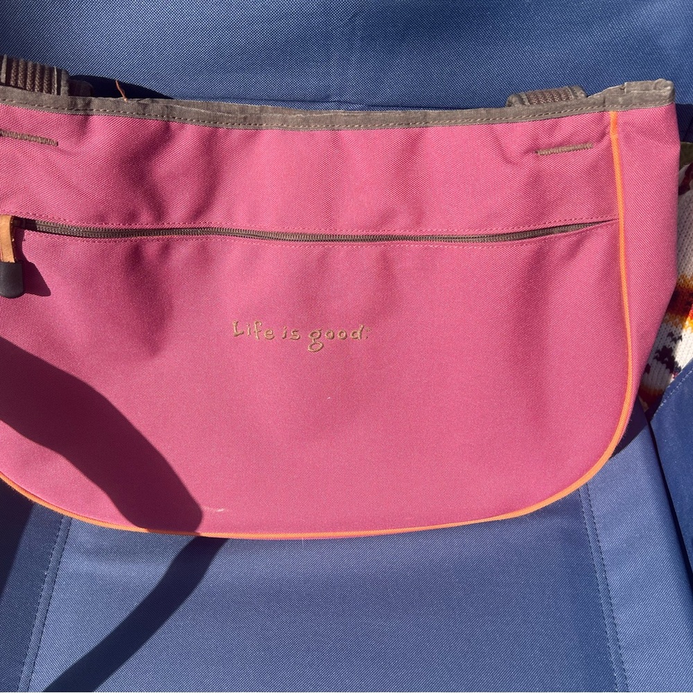 Life Is Good Women's Magenta and Orange Shoulder Bag